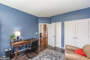 24846 Somerby Dr, Chantilly, VA 20152 - Photo 14