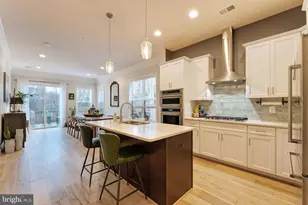 19006 Coral Reef Sq, Leesburg, VA 20176 - Photo 4