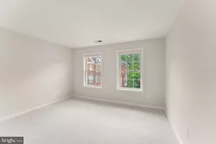 47779 Scotsborough, Sterling, VA 20165 - Photo 36