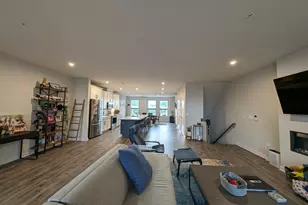 20354 Newfoundland Sq, Ashburn, VA 20147 - Photo 16