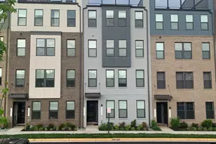20354 Newfoundland Sq, Ashburn, VA 20147 - Photo 1