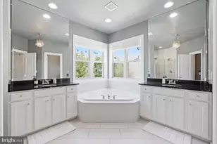 20623 Holyoke Dr, Ashburn, VA 20147 - Photo 32