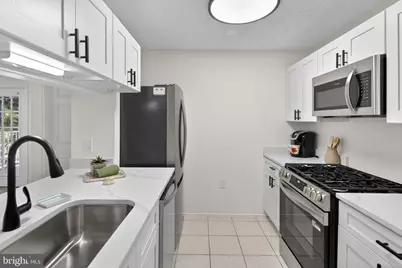 21009 Timber Ridge Terrace #203, Ashburn, VA 20147 - Photo 2