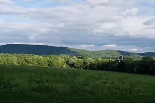 40975 Yakey, Lovettsville, VA 20180 - Photo 6