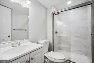10 Red Wing Ct, Sterling, VA 20164 - Photo 32