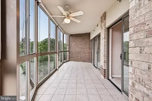 19375 Cypress Ridge Terrace, Leesburg, VA 20176 - Photo 14