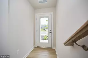 1035 Venifena Terrace SE, Leesburg, VA 20175 - Photo 4