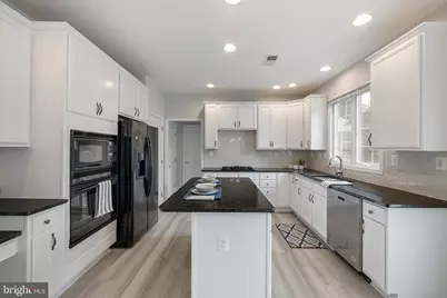 22829 Queensbridge Drive, Ashburn, VA 20148 - Photo 16