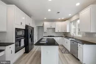 22829 Queensbridge Dr, Ashburn, VA 20148 - Photo 16
