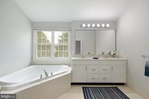 22829 Queensbridge Dr, Ashburn, VA 20148 - Photo 32