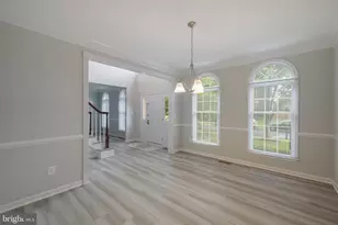 22829 Queensbridge Dr, Ashburn, VA 20148 - Photo 8