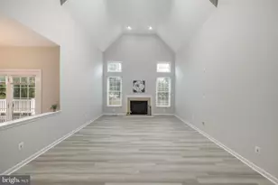 22829 Queensbridge Dr, Ashburn, VA 20148 - Photo 10