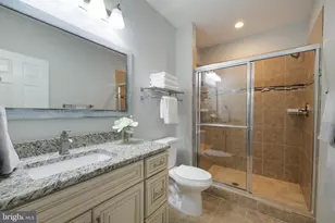 22829 Queensbridge Dr, Ashburn, VA 20148 - Photo 44