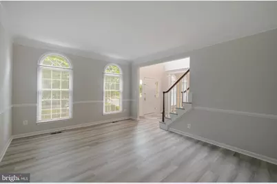22829 Queensbridge Drive, Ashburn, VA 20148 - Photo 6