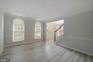 22829 Queensbridge Dr, Ashburn, VA 20148 - Photo 6