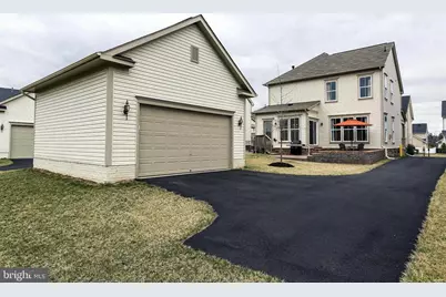 23417 Gardenwalk Drive, Ashburn, VA 20148 - Photo 2