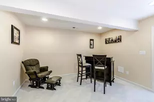23417 Gardenwalk Dr, Ashburn, VA 20148 - Photo 6