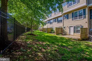 23014 Fontwell Square, Sterling, VA 20166 - Photo 28