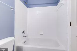 23014 Fontwell Square, Sterling, VA 20166 - Photo 20
