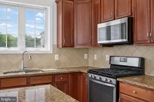 23149 Flora Mure Dr, Ashburn, VA 20148 - Photo 10