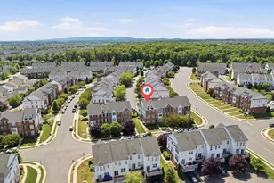 23149 Flora Mure Dr, Ashburn, VA 20148 - Photo 4