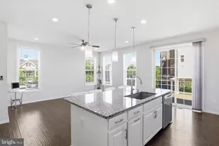23755 Hopewell Manor Terrace, Ashburn, VA 20148 - Photo 16