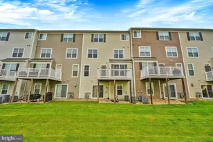 25218 Briargate Terrace, Chantilly, VA 20152 - Photo 40