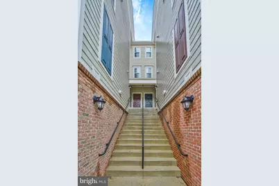 25218 Briargate Terrace, Chantilly, VA 20152 - Photo 2