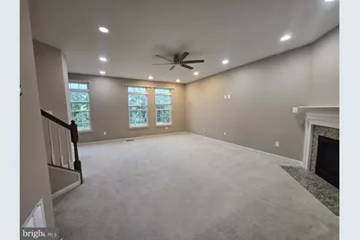 42977 Edgewater Street, Chantilly, VA 20152 - Photo 16