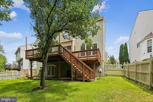 21745 Regents Park Cir, Sterling, VA 20166 - Photo 14