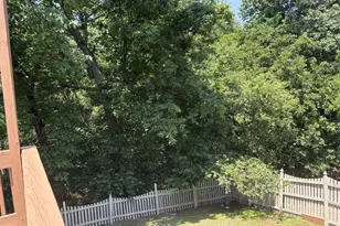 21745 Regents Park Cir, Sterling, VA 20166 - Photo 2