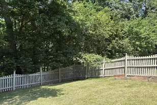 21745 Regents Park Cir, Sterling, VA 20166 - Photo 22