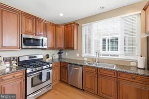 43905 Hickory Corner Terrace, Ashburn, VA 20147 - Photo 10