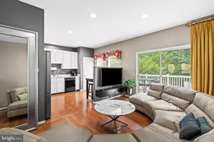 18495 Sierra Springs Square, Leesburg, VA 20176 - Photo 16