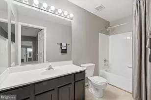 18495 Sierra Springs Square, Leesburg, VA 20176 - Photo 32