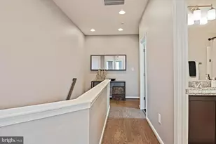 23560 Epperson Square, Brambleton, VA 20148 - Photo 18