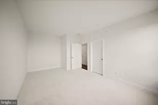 23640 Bolton Cres Terrace, Ashburn, VA 20148 - Photo 48