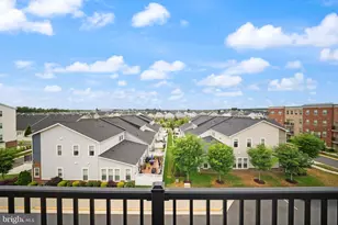 23640 Bolton Cres Terrace, Ashburn, VA 20148 - Photo 28
