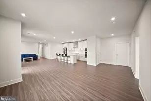 23640 Bolton Cres Terrace, Ashburn, VA 20148 - Photo 18