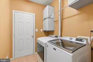 43605 Wembley Ln, Chantilly, VA 20152 - Photo 36