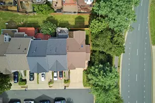 20628 Glenmere Square, Sterling, VA 20165 - Photo 16