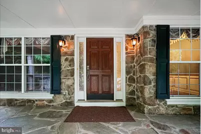 320 N Constitution Way, Purcellville, VA 20132 - Photo 2