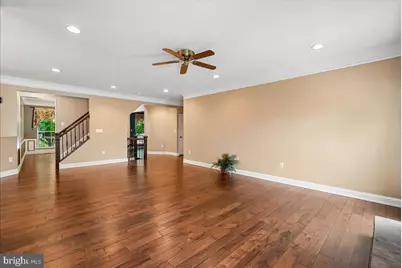 320 N Constitution Way, Purcellville, VA 20132 - Photo 32
