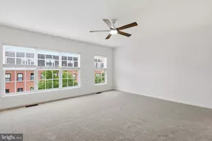 19283 Winmeade Dr, Leesburg, VA 20176 - Photo 24