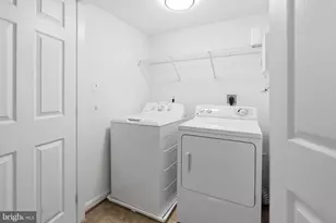 19283 Winmeade Dr, Leesburg, VA 20176 - Photo 30
