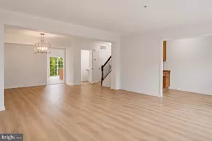 19283 Winmeade Dr, Leesburg, VA 20176 - Photo 8