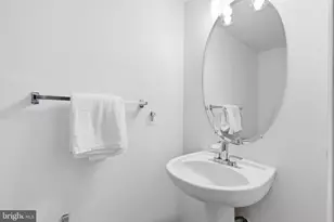 19283 Winmeade Dr, Leesburg, VA 20176 - Photo 20