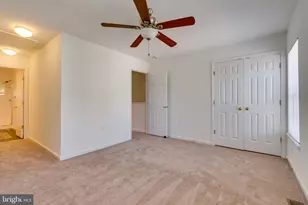 23092 Fontwell Square, Sterling, VA 20166 - Photo 24