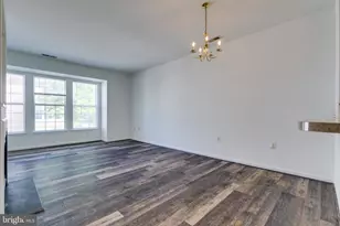 23092 Fontwell Square, Sterling, VA 20166 - Photo 6