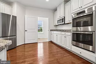 41657 McMonagle Square, Aldie, VA 20105 - Photo 6